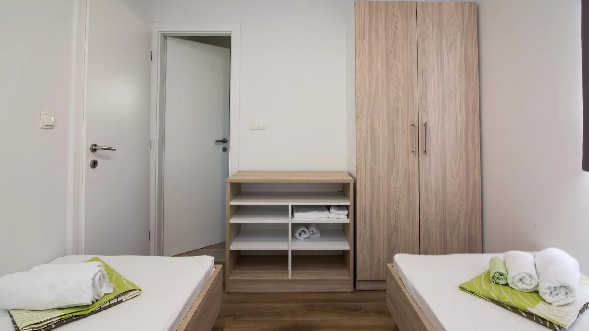 Luxury Mobile Homes Liza Biograd Na Moru Campsite